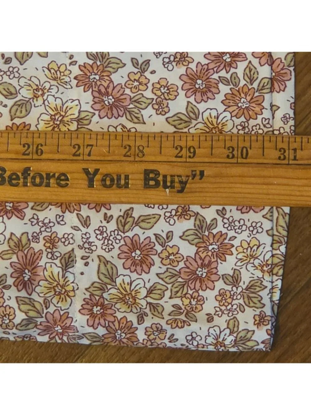 2 Queen Pillow Cases Ditsy Floral Cool Cozy NEW Home Reflections